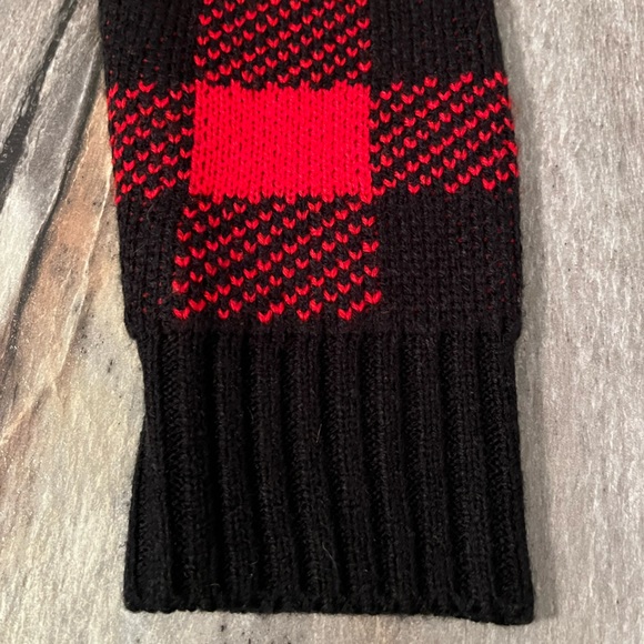 Disney x Forever 21 Mickey Mouse Checkered Cardigan Sweater - Picture 9 of 16